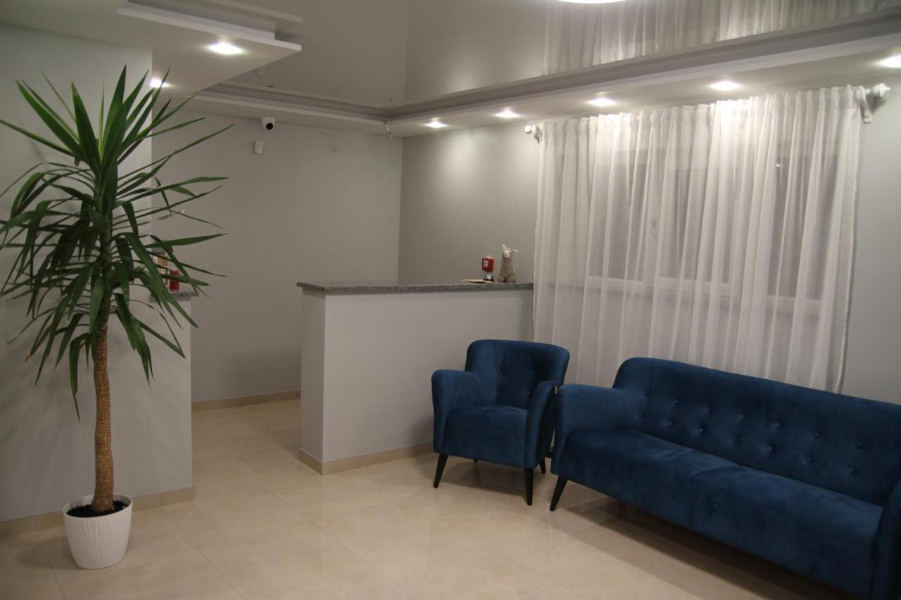 Купецький Двір Otel Mizhhirya  Dış mekan fotoğraf